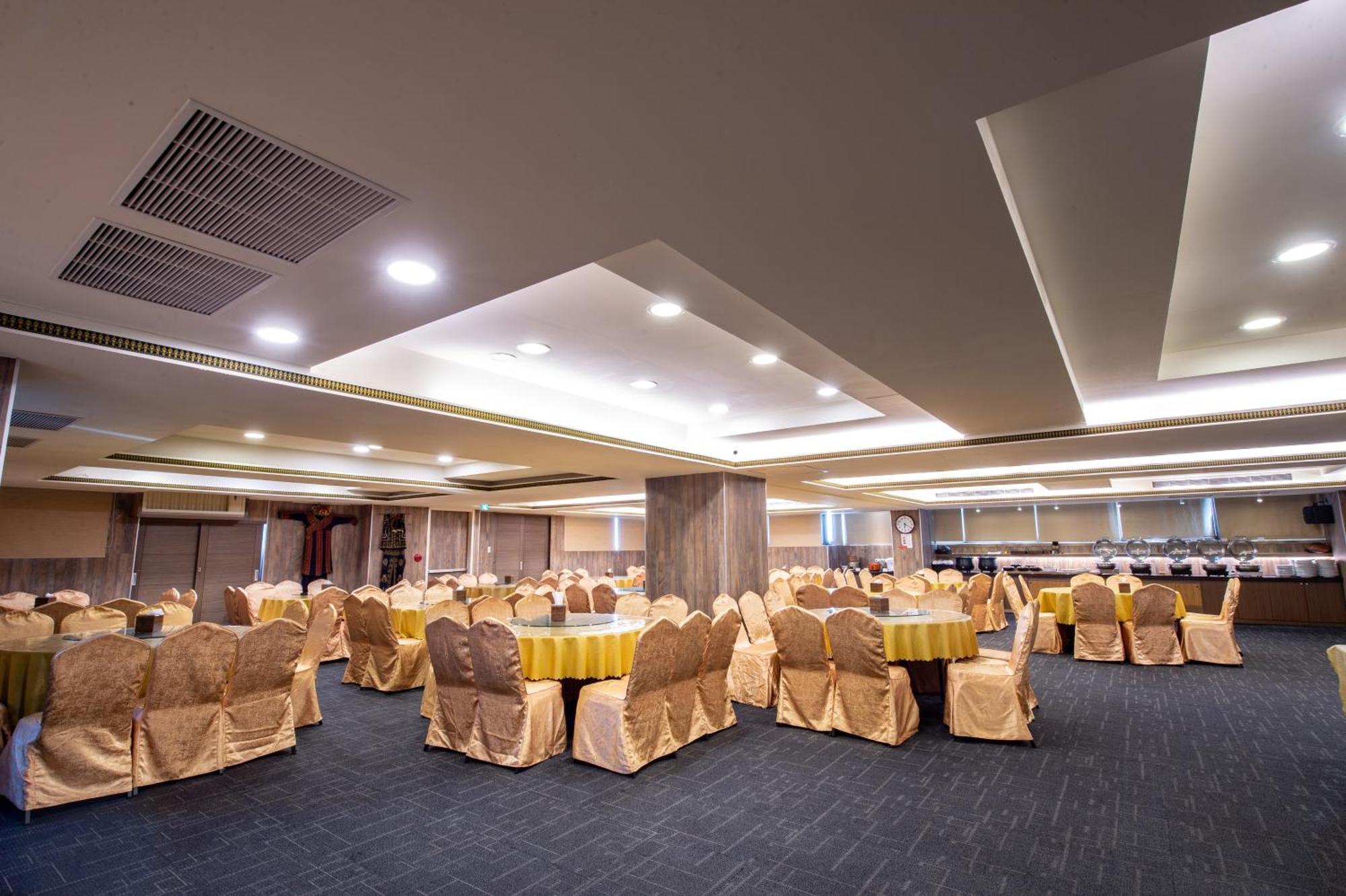 Classic Hotel Shvatan Nantou Екстер'єр фото