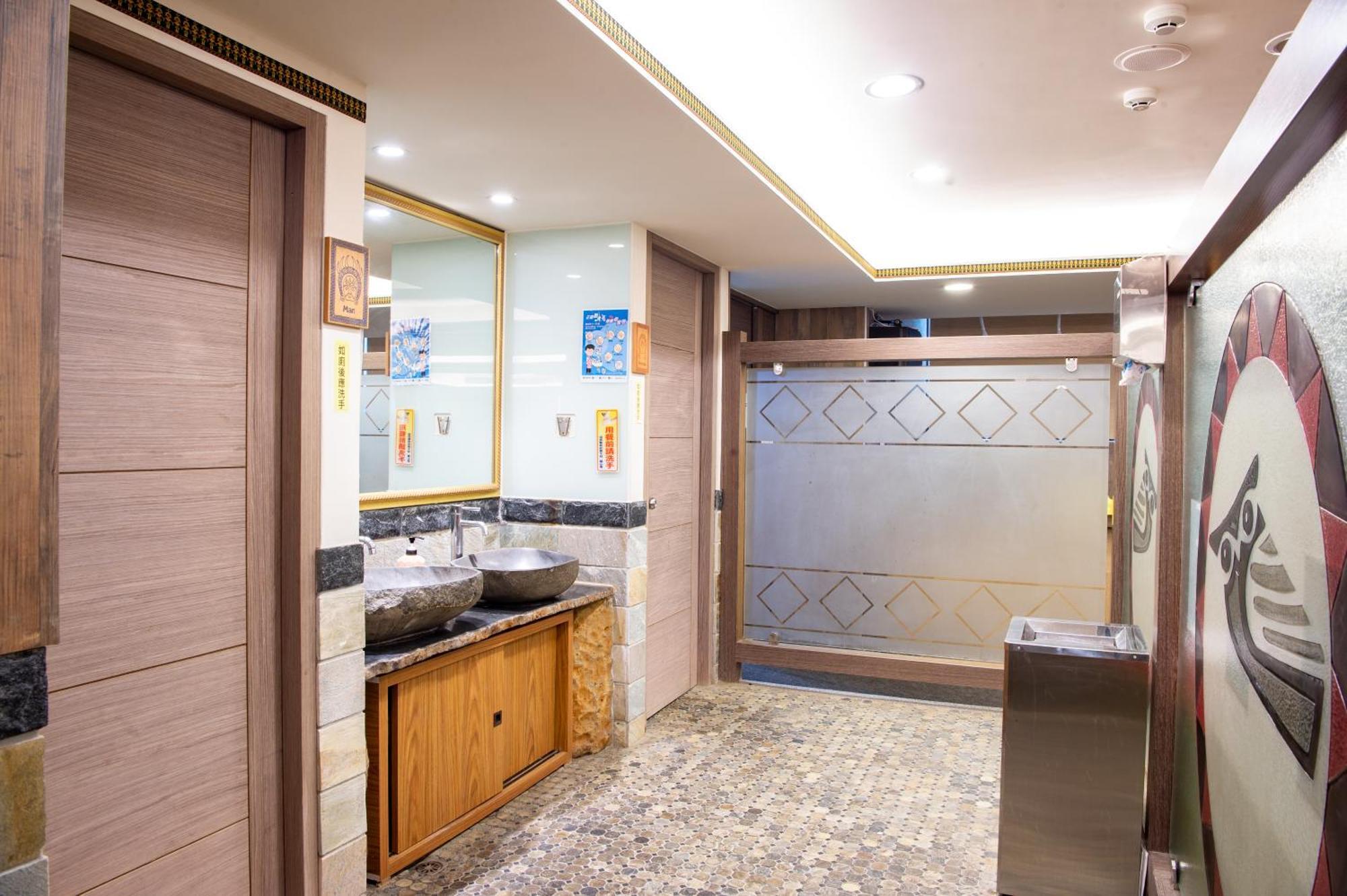 Classic Hotel Shvatan Nantou Екстер'єр фото