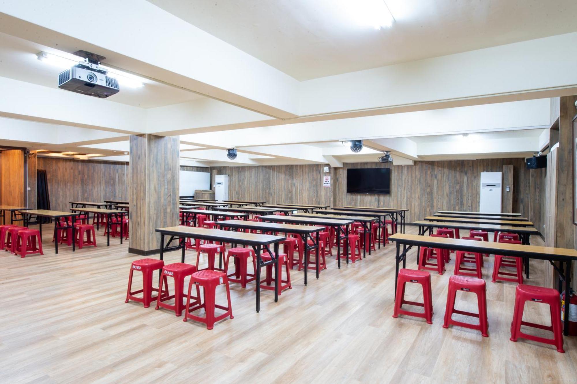 Classic Hotel Shvatan Nantou Екстер'єр фото