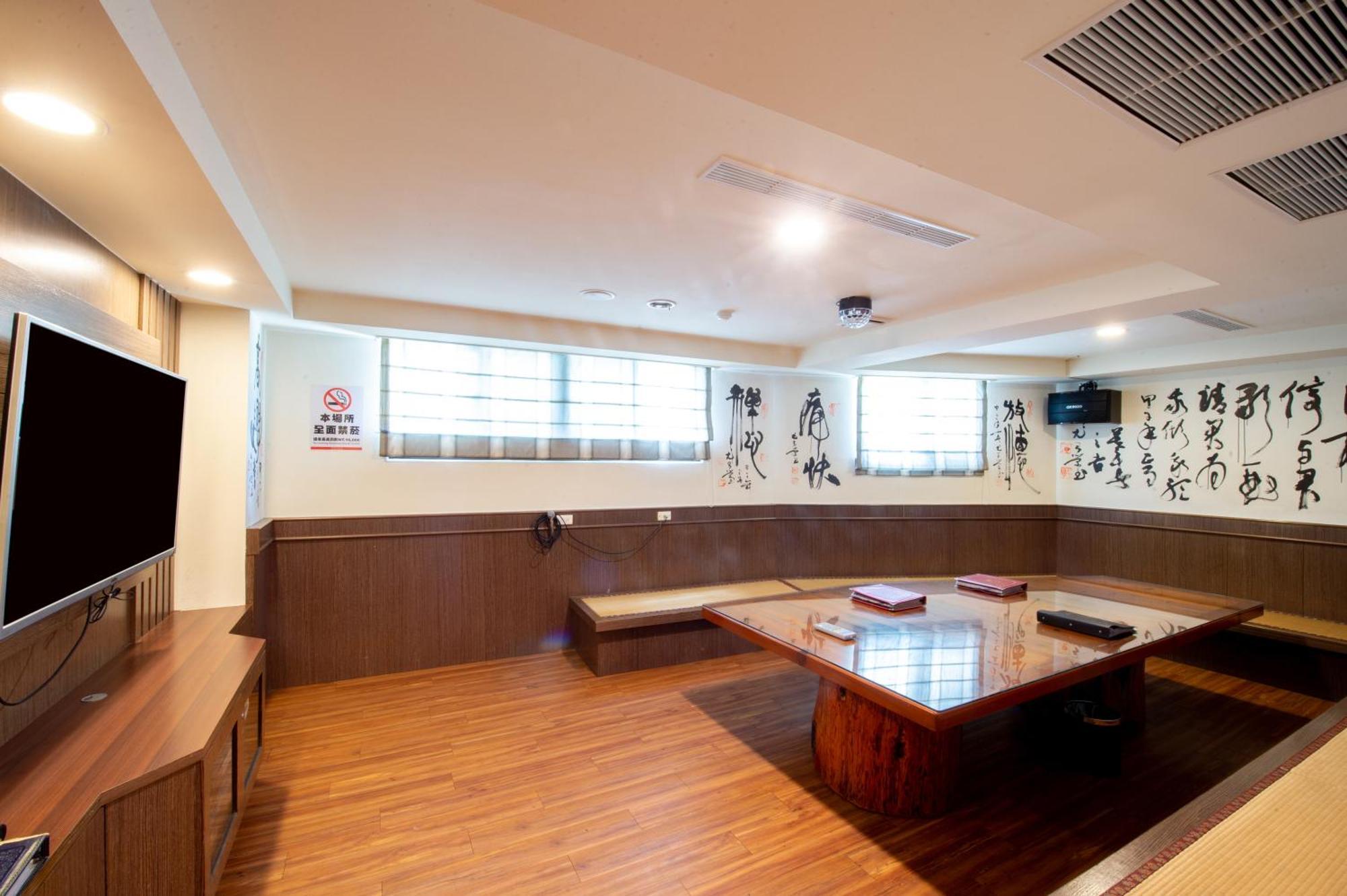 Classic Hotel Shvatan Nantou Екстер'єр фото