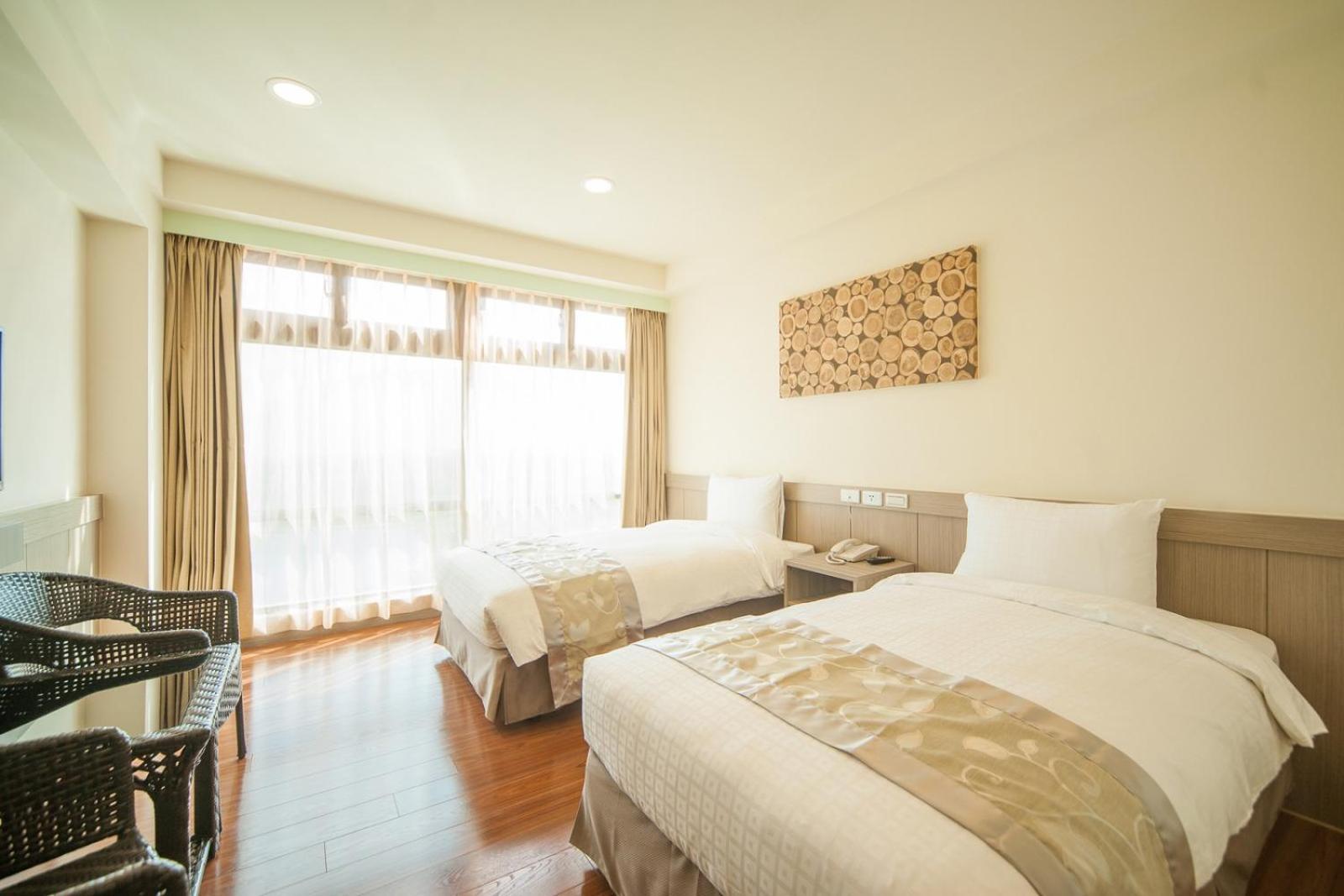 Classic Hotel Shvatan Nantou Екстер'єр фото