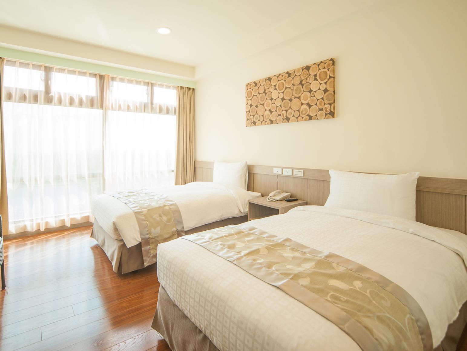 Classic Hotel Shvatan Nantou Екстер'єр фото
