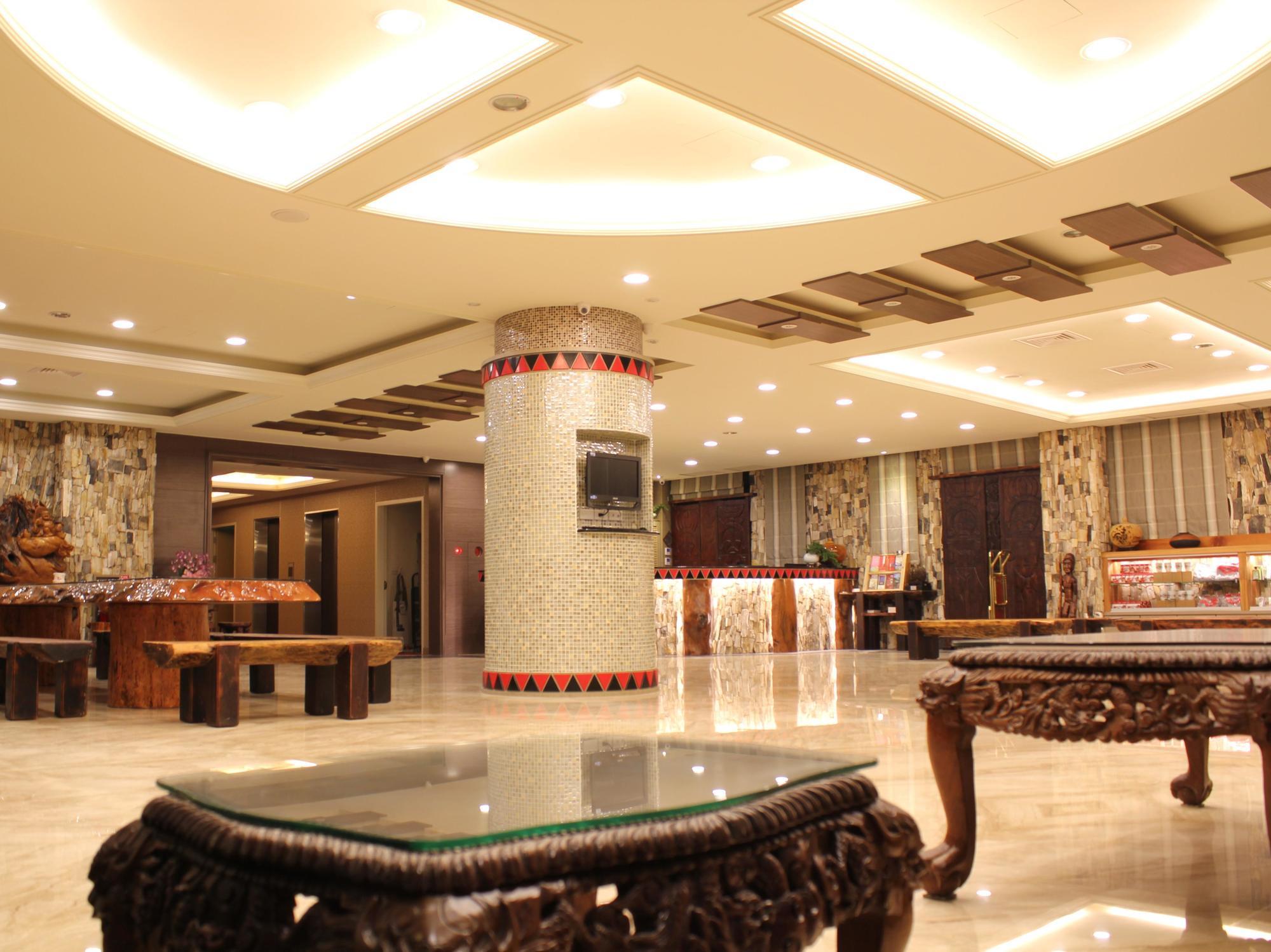 Classic Hotel Shvatan Nantou Екстер'єр фото