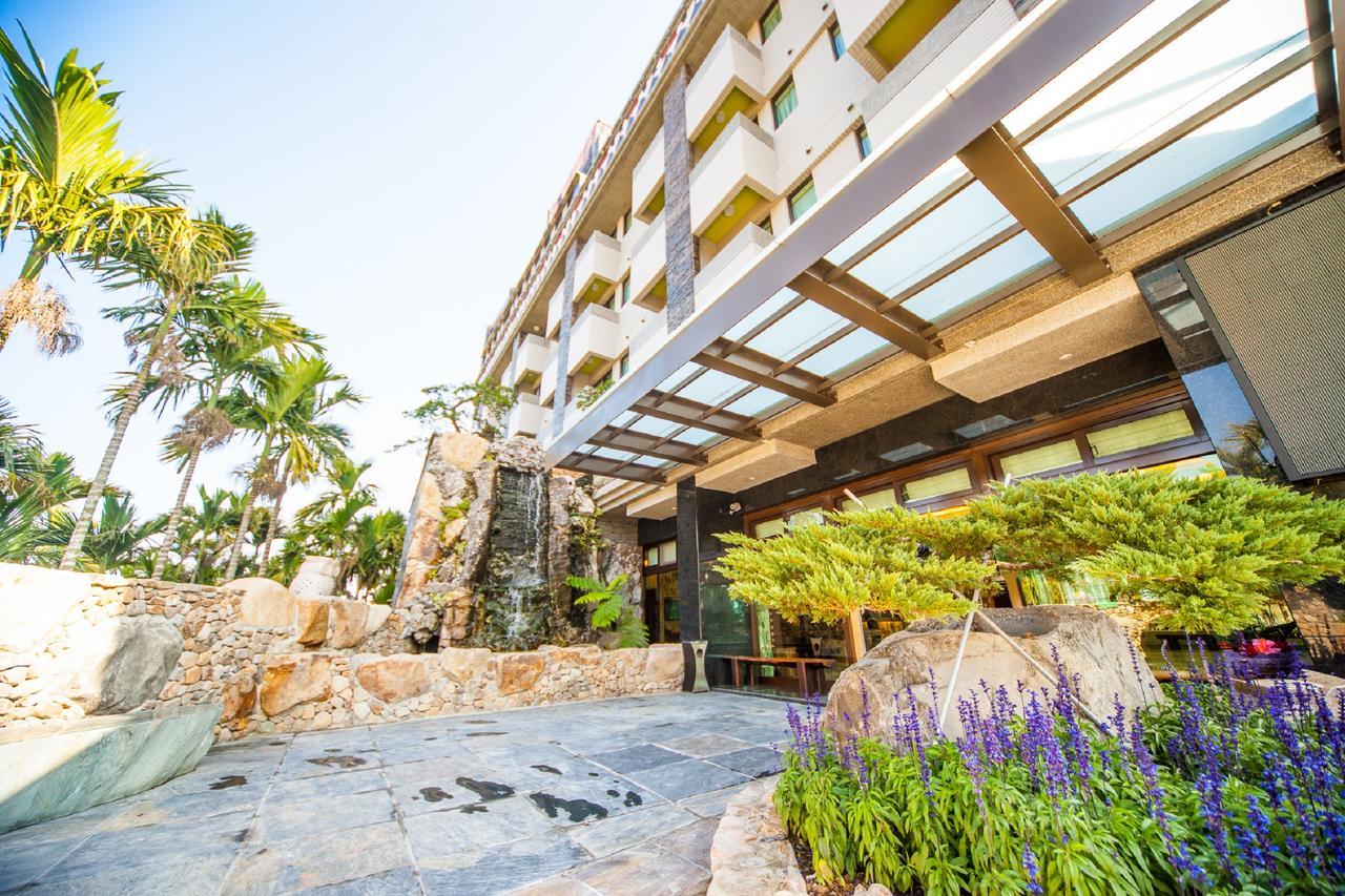 Classic Hotel Shvatan Nantou Екстер'єр фото